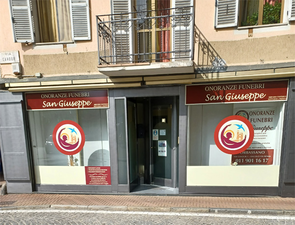 Facciata agenzia